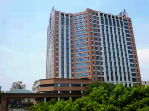 南京中大醫(yī)院綜合樓（魯班獎）